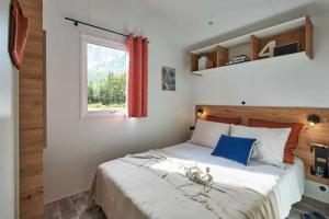 Campings Camping 4 etoiles - Piscine - ccbbiai : photos des chambres