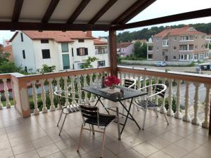 Apartment Summerlight