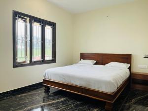 Away From Home - 8 - HomeStay, Entire 2 BHK Villa