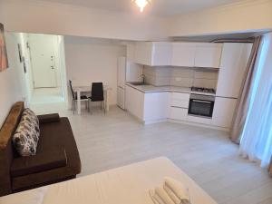 C&Y Apartments Metropol