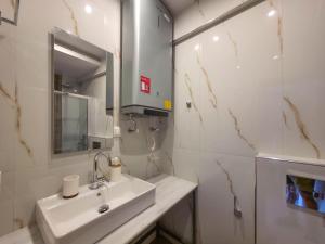 ALEXANDROS apartments by SDR