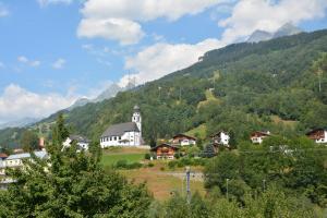 Ustria Crusch Alva