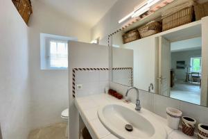 Maisons de vacances les Santolines maison typique provencale : photos des chambres