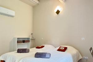 Maisons de vacances les Santolines maison typique provencale : photos des chambres