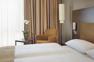 Standard Double Room room in IntercityHotel Darmstadt