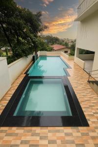 The Greenleaf Resort