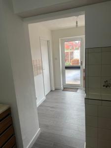 Comfortable Stay With Garden View Near Long Riding