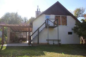 Cottage on Krasnopartizanskaya