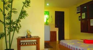 Golden Sam Resort and Restaurant