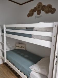 T2 Calvi entierement équipé à 150m de la plage.