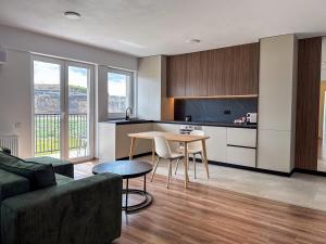 Stylish Mountain View Apt, Soho Residence