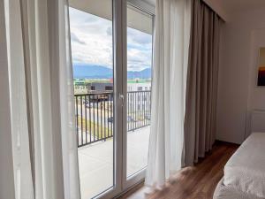 Stylish Mountain View Apt, Soho Residence