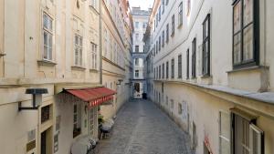 Vienna Hideaways - Your Boutique Stay in Historic Old Town