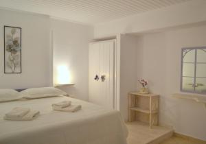 Apsenti couples only - Mykonos Myconos Greece