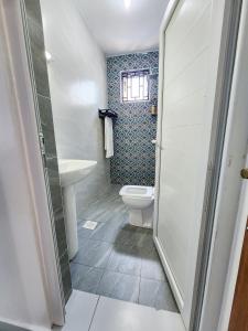 Three Bedroom Apartment Nyali 4 beds,pool and walking distance to the beach