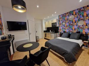 1 - Confortable studio RDC Châlons-en-Champagne - 3hvězdičkové hotely ve městě Châlons-en-Champagne