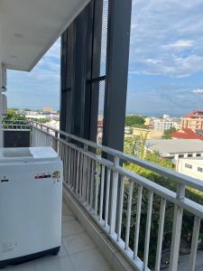 Convenient 2BR Apartment Near Nimman #A703