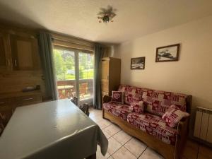 Chalets D Or - Chaleureux T3, emplacement idéal avec place de parking privée MAE-3823