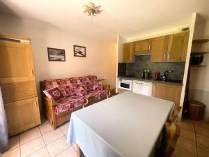 Chalets D Or - Chaleureux T3, emplacement idéal avec place de parking privée MAE-3823