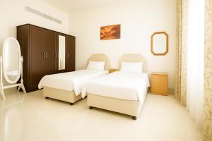 Single Bed In Twin Room With Balcony For Female Guests Only