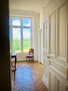 B&B / Chambres d'hotes Chateau de Puycharnaud : photos des chambres