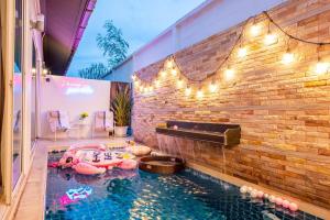 Phirom3 pool villa pattaya
