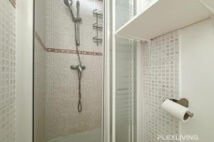 Flexliving - Studio near Eiffel Tower Invalides & Left Bank