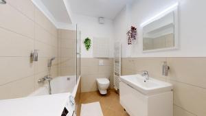 Jungle Apt in City Centre w AC