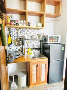 402MSNK Luxe Studio l Nice View l Balcony l Kitchen