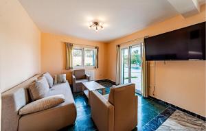 Beautiful Home In Vela Luka