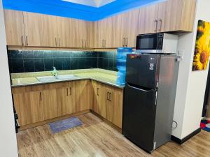 DMCI Bristle Ridge Condominium Unit 404 2bedrooms 5guests