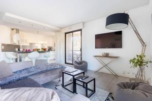 Appartements Passerelle - Appart centre-ville balcon & garage : photos des chambres