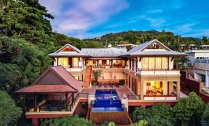 Villa Apsara kata seaview 5BR villa 3 mins to beach