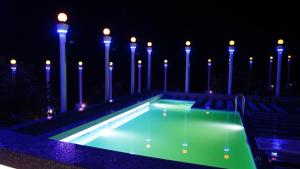 AppleLand City Athirapilly by Hotels Cart