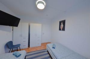 Ideal für Monteure fully furnished Apartment Halle Saale, 4-6 P