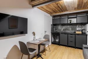 Teatralna apartment with terrace