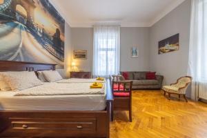 Liana-Luxury And Central Flat