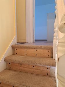 London Ilford town house - close to train station