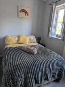 2 bedroom house Admiral Court