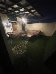 #5شقة أنيقة مفروشة مع جلسة خارجية في حي الربيع - مرتاح