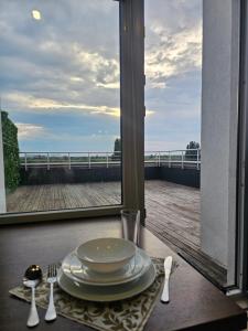 Nyvky like Home - apt 66 з терасою