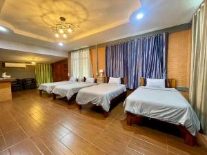 MRK Resort & Massage