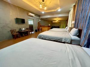 MRK Resort & Massage