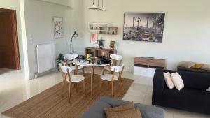 Amaryllis Apartments