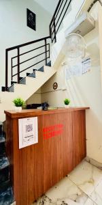 HOTEL WONDER STAYS - For Couples, Students, Faculties, Corporates