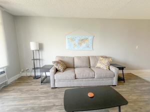 Aloha Living at Waikiki Lanais condo