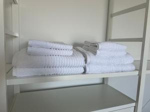 Valley Views Luxury Country Retreat