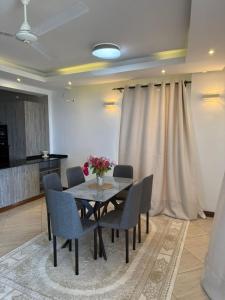 3BR Seaview Nyali Apartment with Pool & Gym