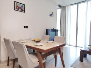 Fast Wi-fi Netflix Cozy 1BR Flat Near Downtown Dubai - 4hvězdičkové hotely ve městě Dubaj