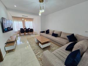 Bel apprt a tanger beach